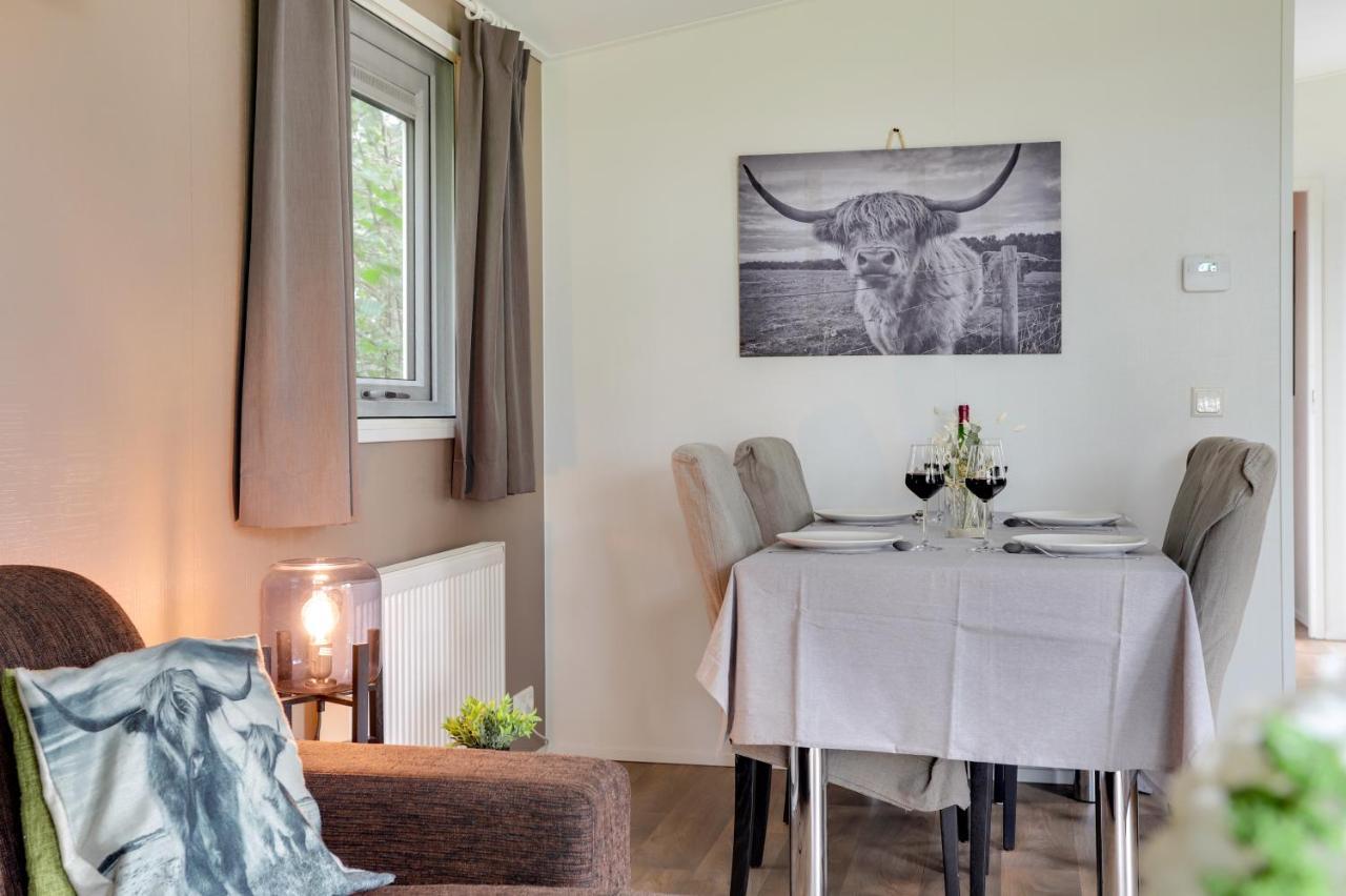 Landelijk Chalet 87 Oosterwolde  المظهر الخارجي الصورة