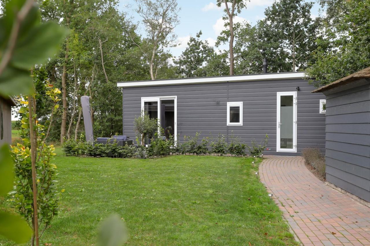Landelijk Chalet 87 Oosterwolde  المظهر الخارجي الصورة
